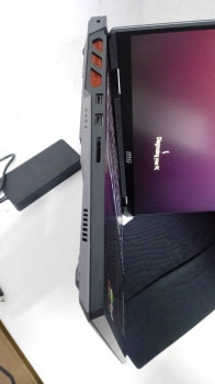 MSI VECTOR A18 HX A9WIG-093TR R9-9955HX 32(OUTLET)