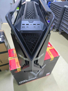 ASUS ROG HYPERION GR701 KASA(OUTLET)