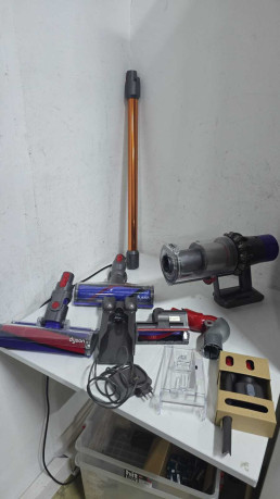 DYSON V10 ABSOLUTE CYCLONE SARJLI DIKEY SU(OUTLET)
