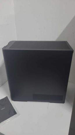 Lian Li Lancool 207 Siyah Mid-Tower ATX Ka(OUTLET)