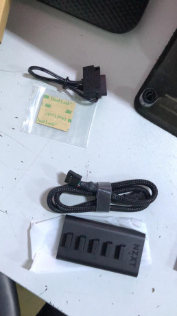 NZXT INTERNAL AC-IUSBH-M3 USB 2.0 PORT HUB(OUTLET)