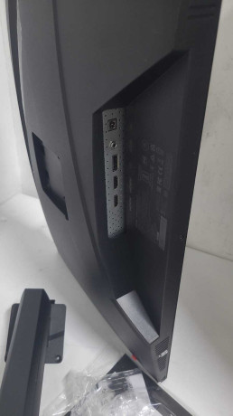 MSI 27