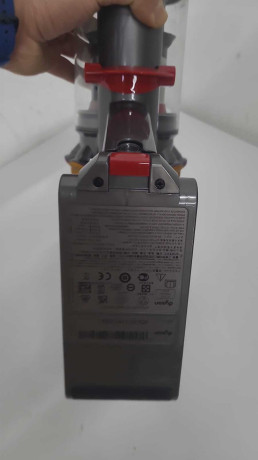 DYSON V12 DETECT SLİM ABSOLUTE DİKEY ŞARJL(OUTLET)