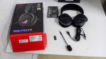 ASUS ROG PELTA KABLOSUZ KULAKLIK(OUTLET)