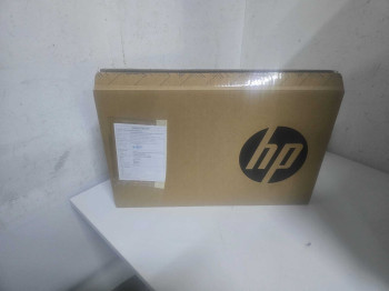HP 250 G10 B9YT2ET i7-1355U 16GB 512GB 15.(OUTLET)