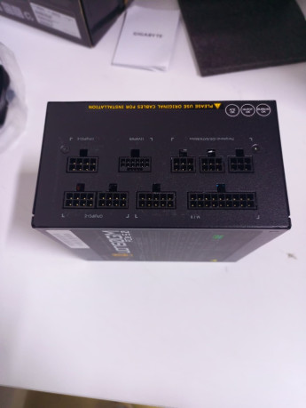 GIGABYTE GP-UD750GM PG5 750W POWER SUPPLY(OUTLET)
