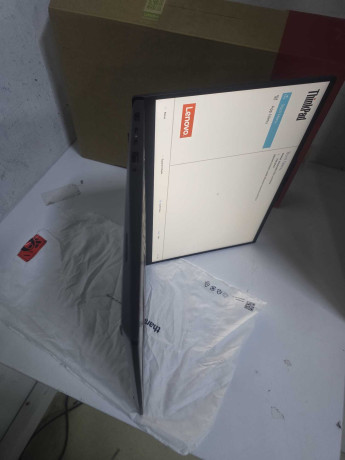 LENOVO THINKPAD 21SR007VTX U7-255H 16GB 1T(OUTLET)